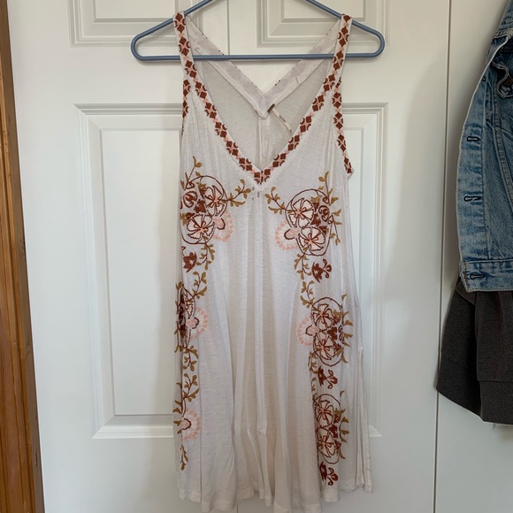 Tunic - Picture 1 of 6